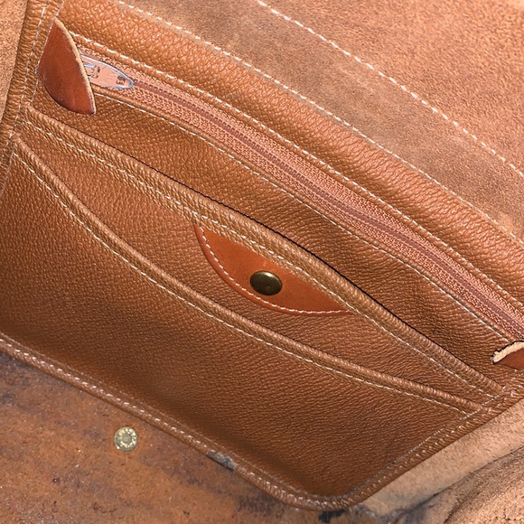 Dooney and Bourke all weather leather Crossbody bag - Picture 8 of 16